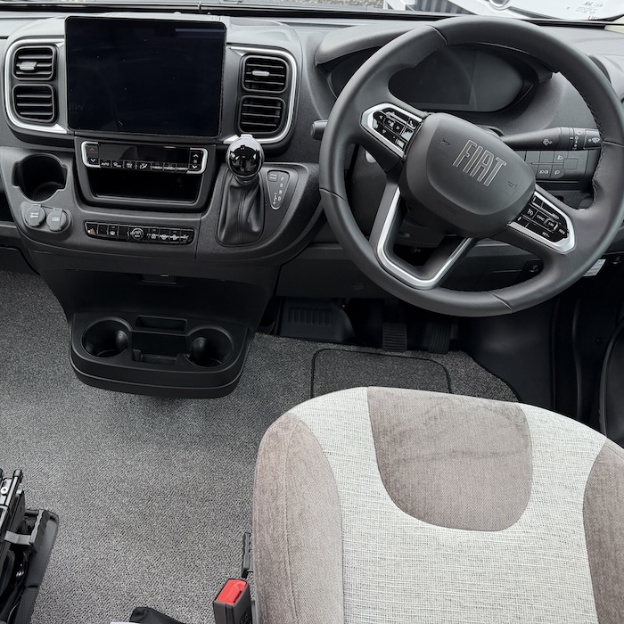 Pulsar Fiat Cab Square